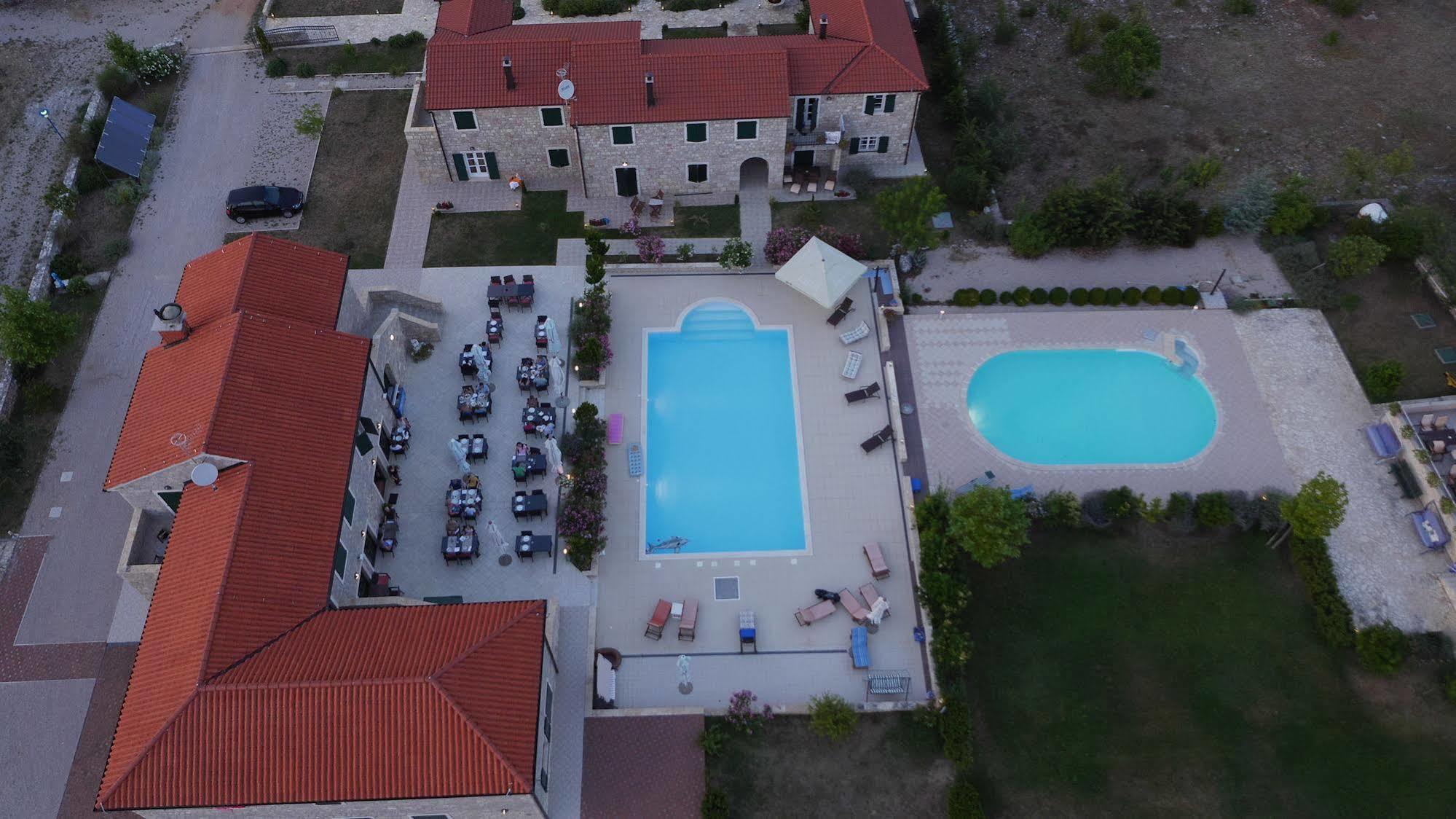 Hotel Pansion Skelin Drinovci Exteriér fotografie